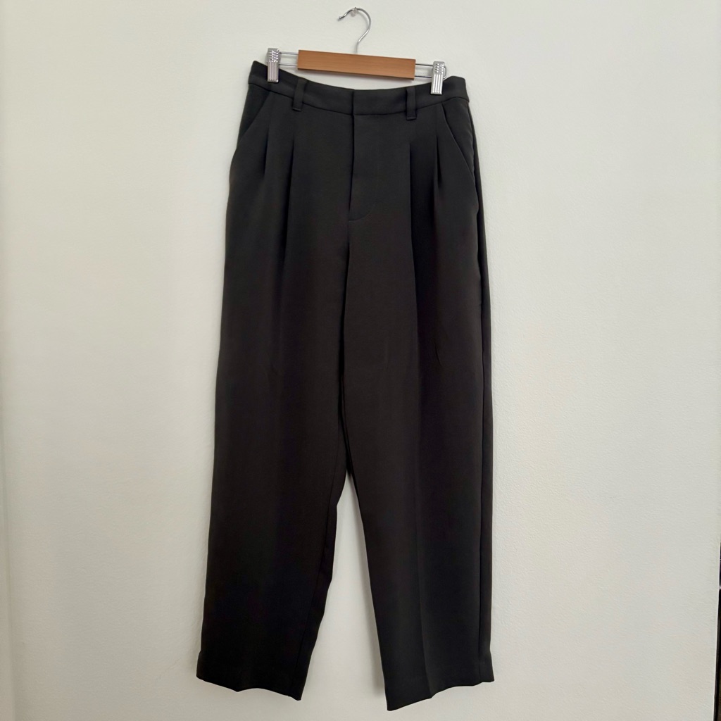 Madewell Pleated Tapered-Leg Pants